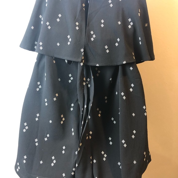 🍁3/$20🍁 The Impecable Pig Small Romper - Picture 3 of 9